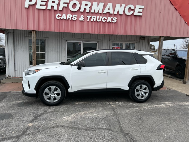 Toyota RAV4 LE 2019