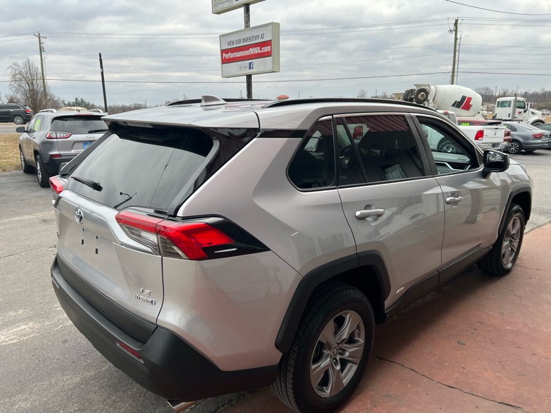 Toyota RAV4 Hybrid LE 2023