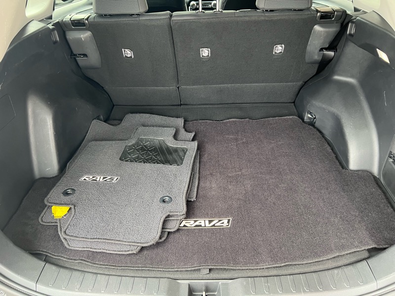 Toyota RAV4 Hybrid LE 2023