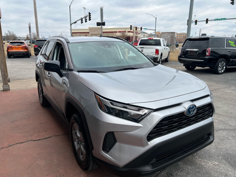Toyota RAV4 Hybrid LE 2023