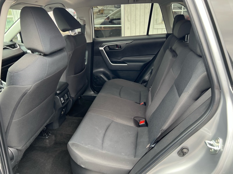 Toyota RAV4 Hybrid LE 2023