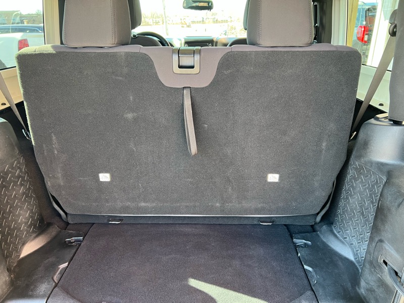 Jeep Wrangler Sport 4WD 2013