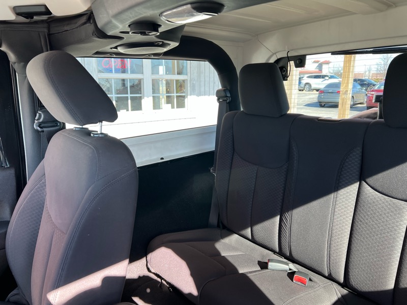 Jeep Wrangler Sport 4WD 2013