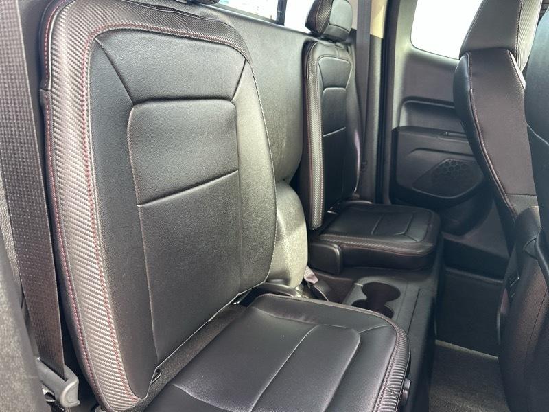 GMC Canyon 4WD Ext Cab 128.3" All Terrain w/Leather 2016