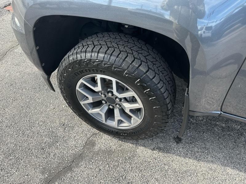 GMC Canyon 4WD Ext Cab 128.3" All Terrain w/Leather 2016