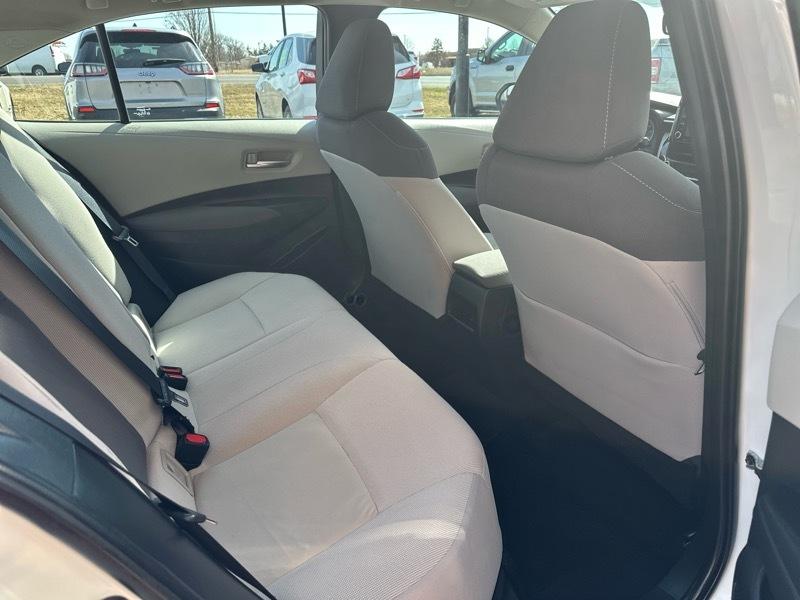 Toyota Corolla LE 2021