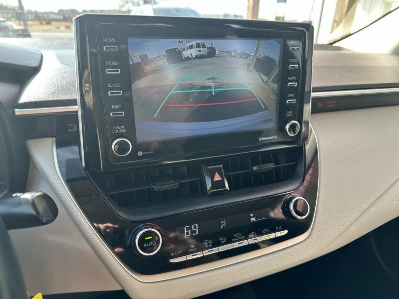 Toyota Corolla LE 2021