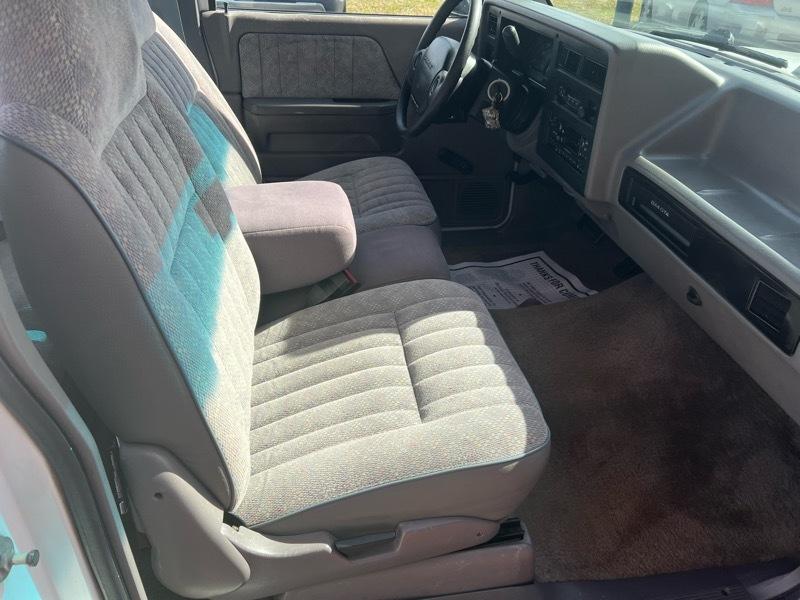 Dodge Dakota Sport Club Cab 2WD 1996