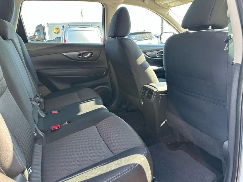 Nissan Rogue SV 2017