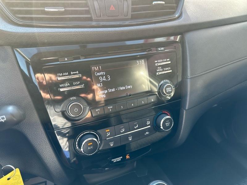 Nissan Rogue SV 2017