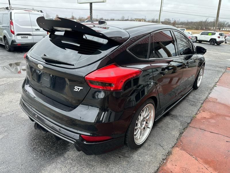 Ford Focus ST Hatch 2016