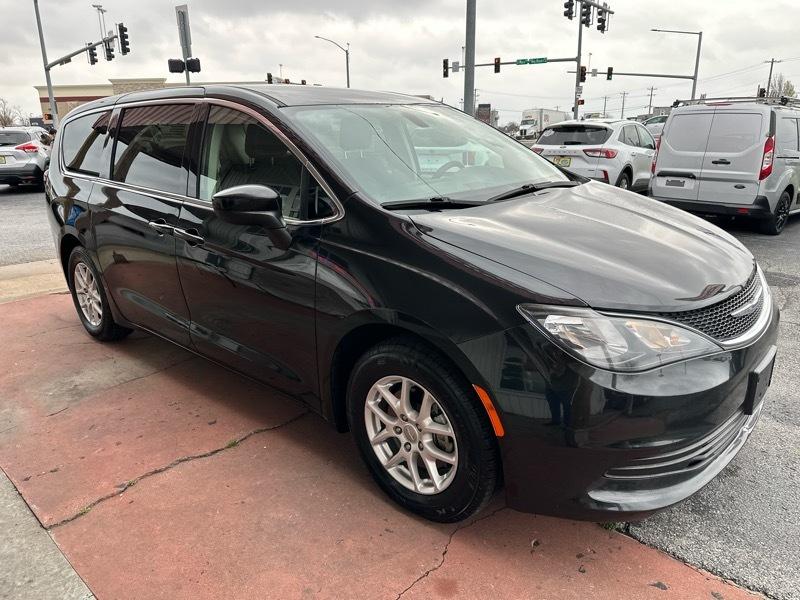 Chrysler Voyager LX 2020