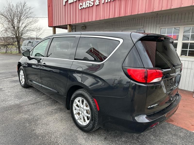 Chrysler Voyager LX 2020