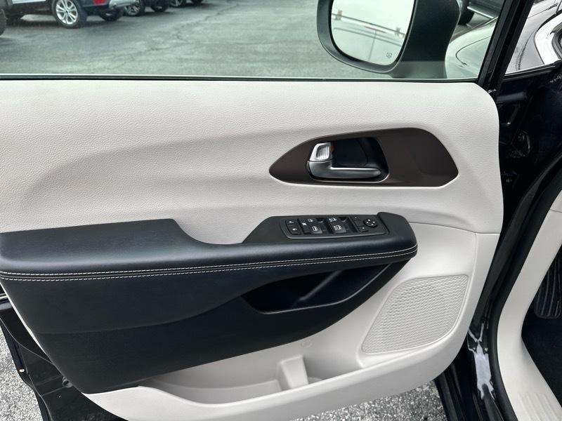 Chrysler Voyager LX 2020