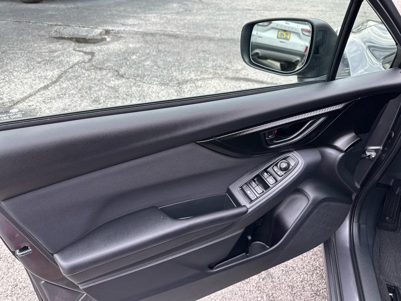 Subaru Impreza 2.0i Premium CVT 4-Door 2019