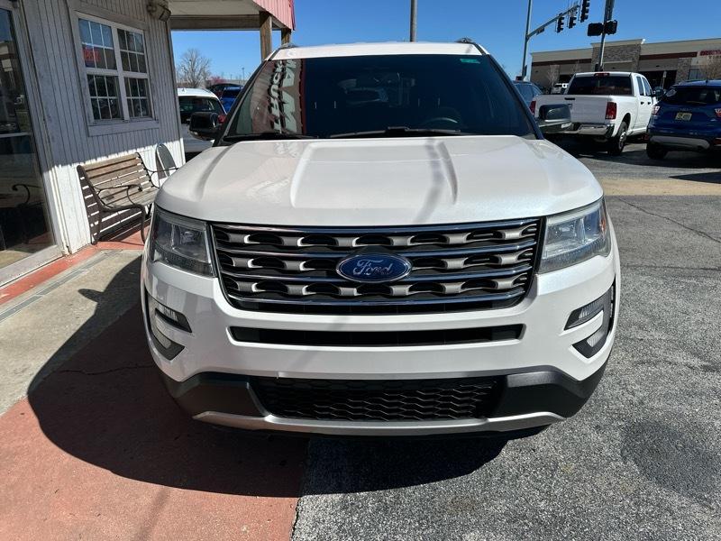 Ford Explorer XLT FWD 2017