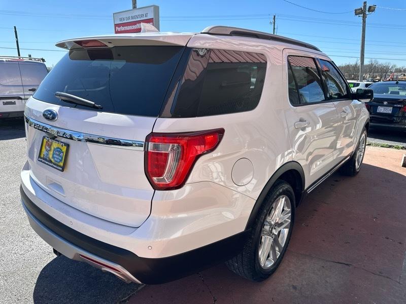 Ford Explorer XLT FWD 2017