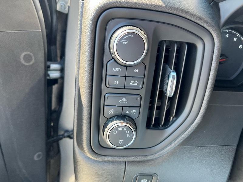 Chevrolet Silverado 1500  2021