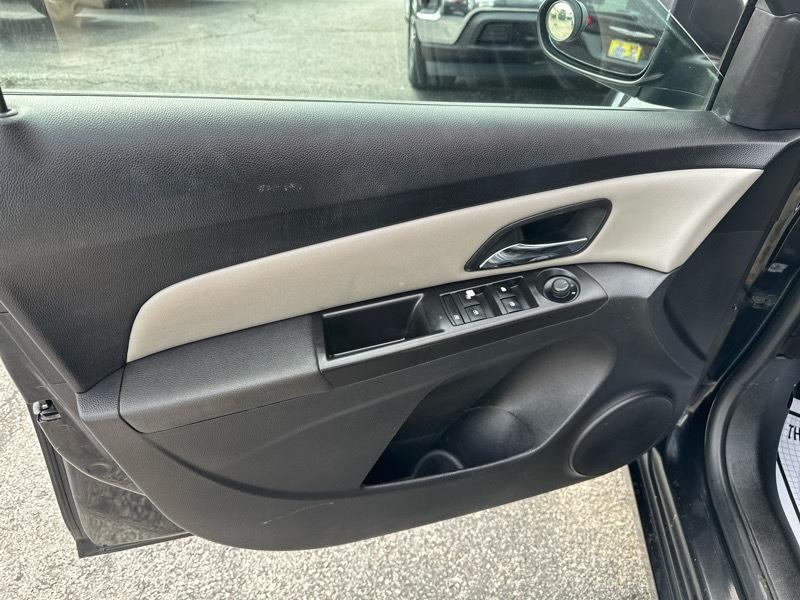 Chevrolet Cruze LS Auto 2014