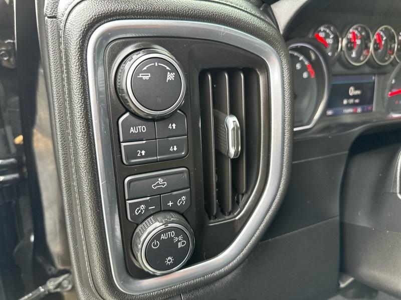 Chevrolet Silverado 1500 LT Double Cab 4WD 2019