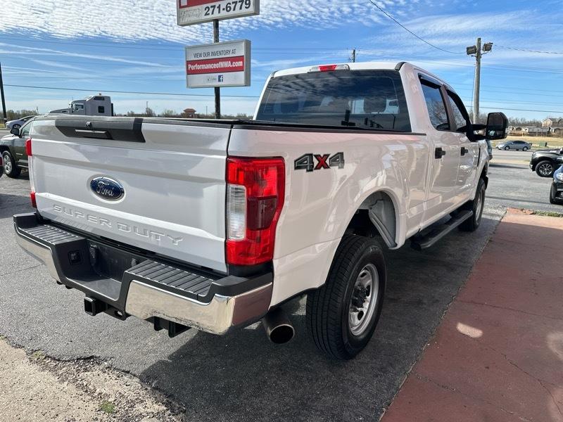 Ford F-250 SD XL Crew Cab 4WD 2017