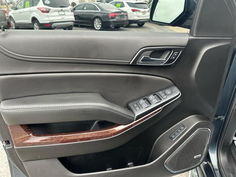 GMC Yukon SLT 4WD 2020