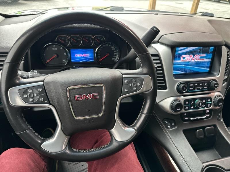 GMC Yukon SLT 4WD 2020