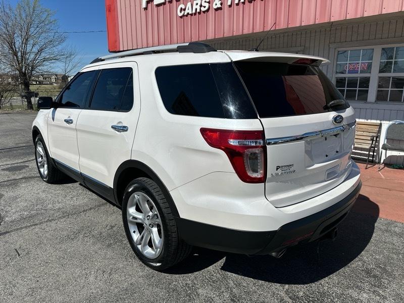 Ford Explorer Limited 4WD 2015