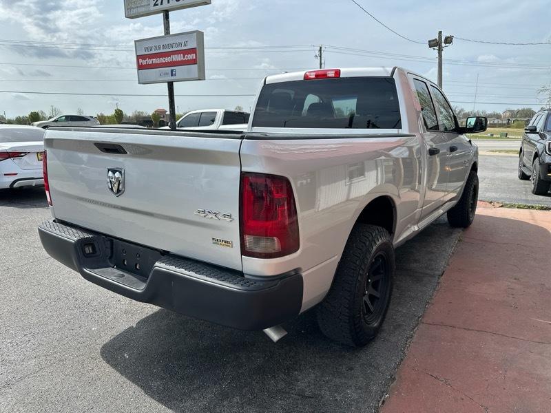 RAM 1500 Tradesman Quad Cab 4WD 2017
