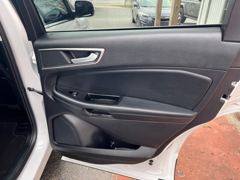 Ford Edge SEL FWD 2019