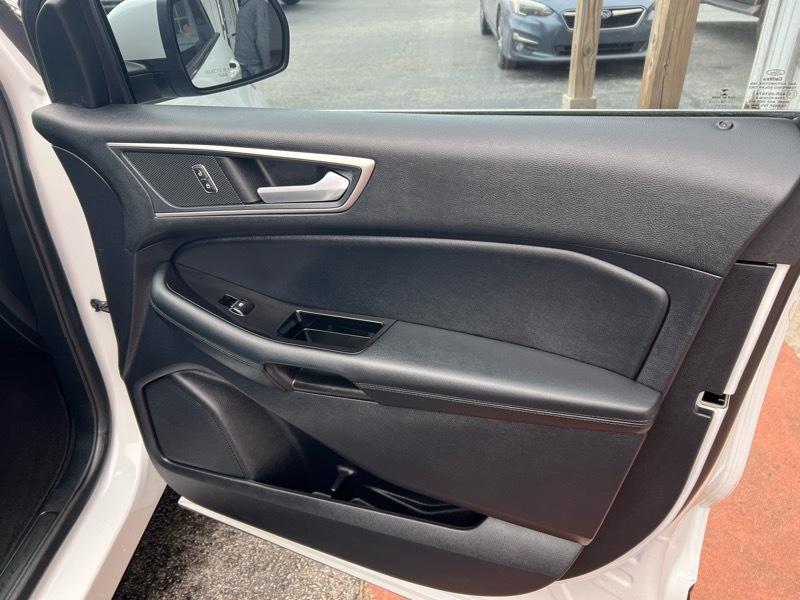 Ford Edge SEL FWD 2019