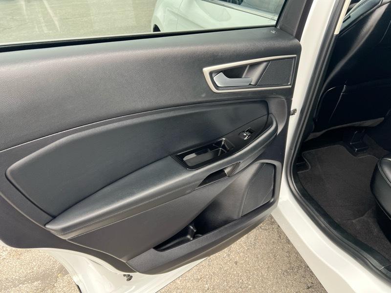 Ford Edge SEL FWD 2019