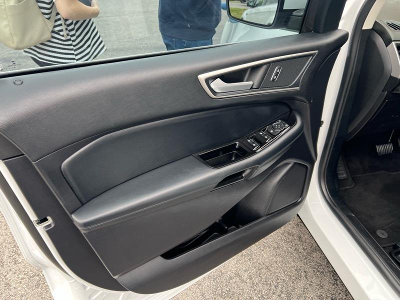 Ford Edge SEL FWD 2019