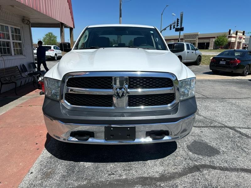RAM 1500 Tradesman 4x4 Crew Cab 6'4" Box 2016