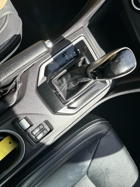 Subaru Impreza 2.0i Limited CVT 4-Door 2017