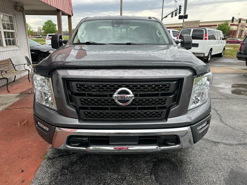 Nissan Titan SV Crew Cab 4WD 2021