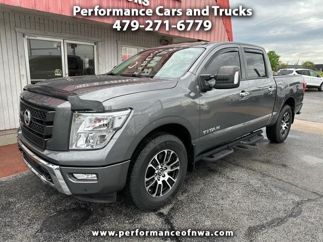 Gray 2021 Nissan Titan SV Crew Cab 4WD Pickup Truck Four-Wheel Drive Automatic