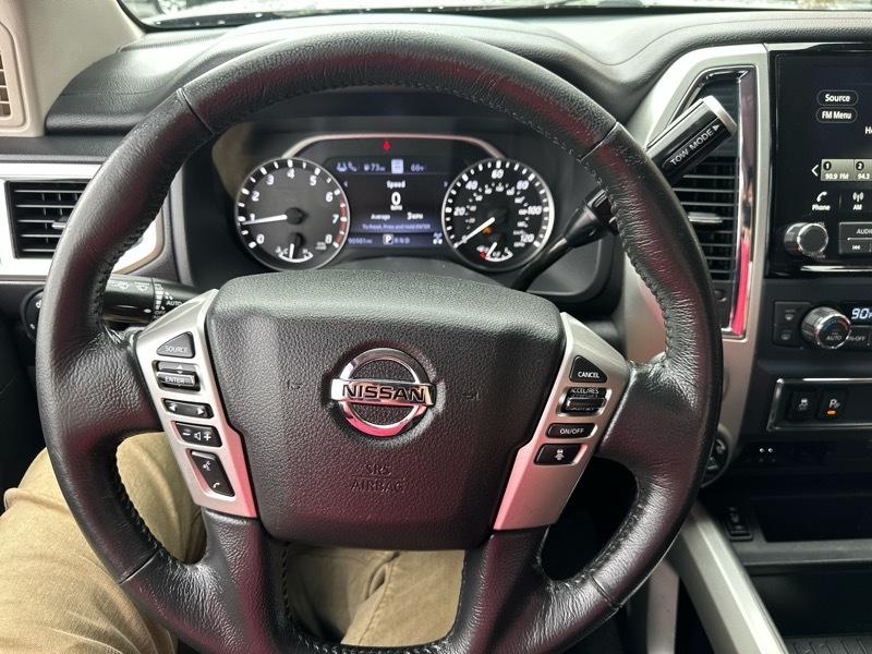 Nissan Titan SV Crew Cab 4WD 2021