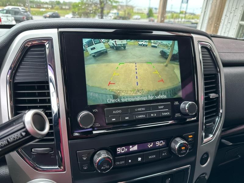 Nissan Titan SV Crew Cab 4WD 2021