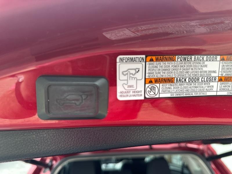 Toyota RAV4 XLE FWD 2018