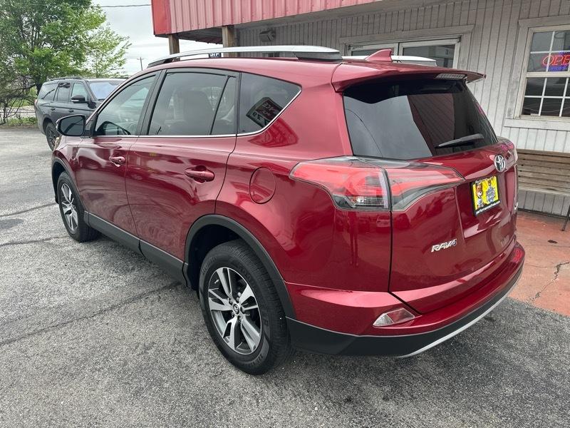 Toyota RAV4 XLE FWD 2018