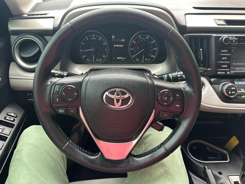Toyota RAV4 XLE FWD 2018