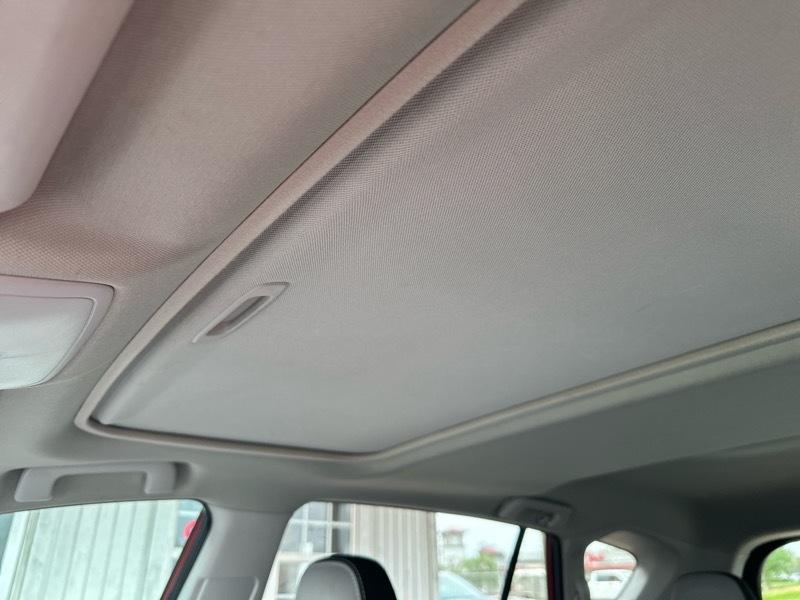 Toyota RAV4 XLE FWD 2018