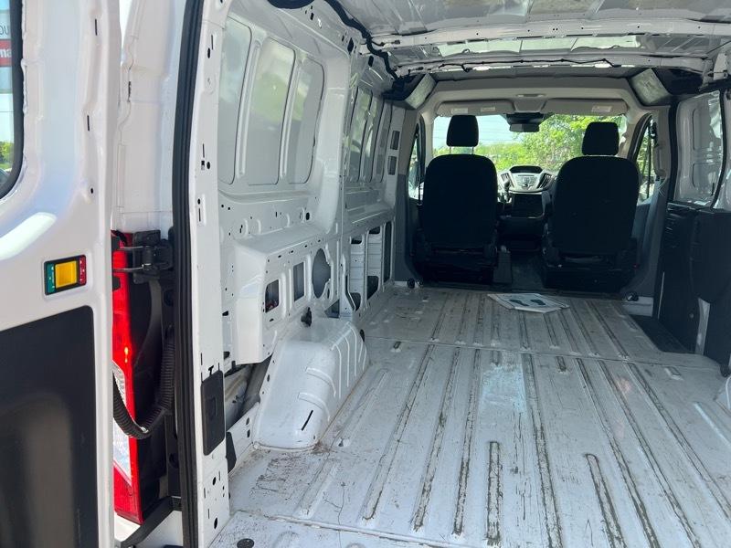 Ford Transit 150 Van Low Roof 60/40 Pass. 130-in. WB 2018