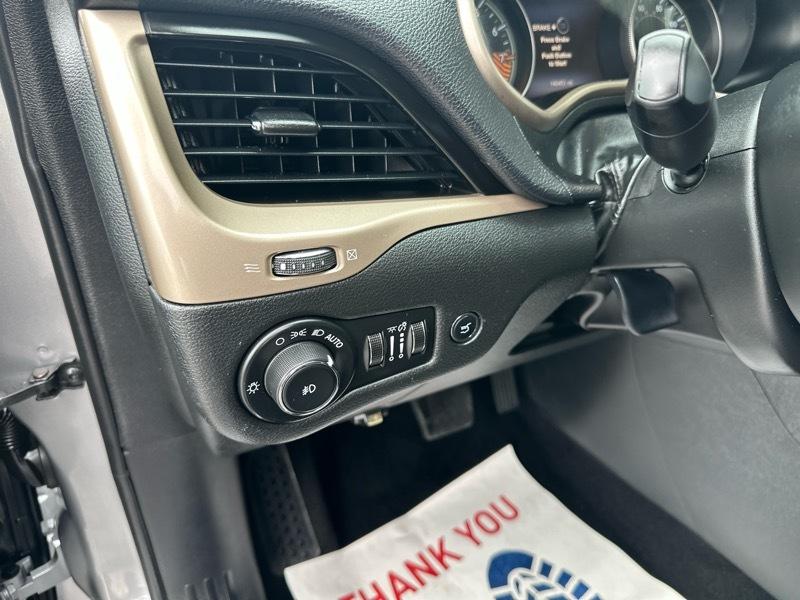 Jeep Cherokee Limited FWD 2014