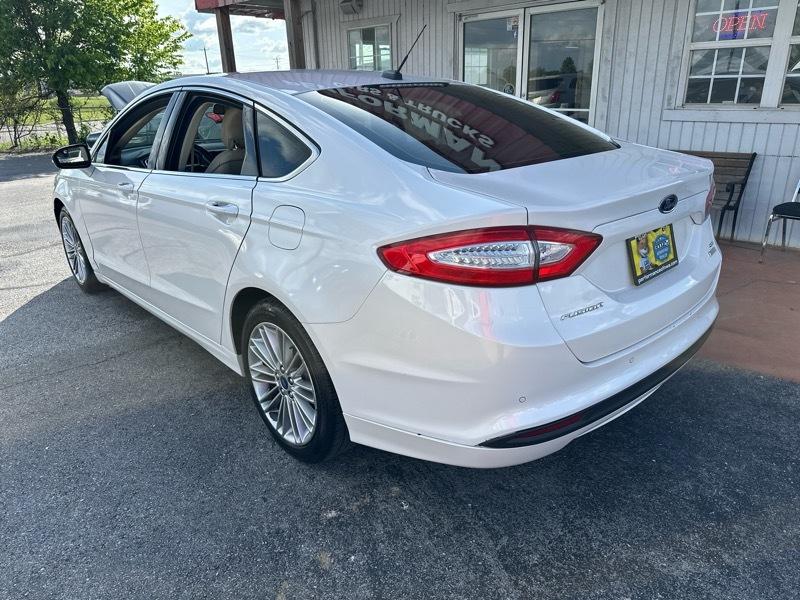 Ford Fusion SE 2014