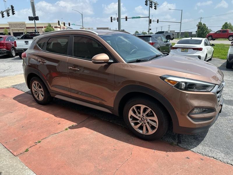 Hyundai Tucson SE Plus FWD 2017