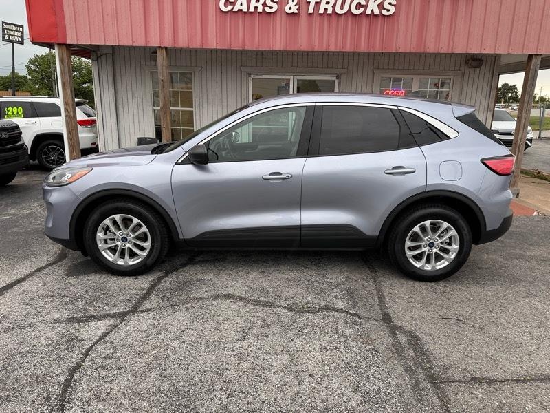 Ford Escape Hybrid SE 2022