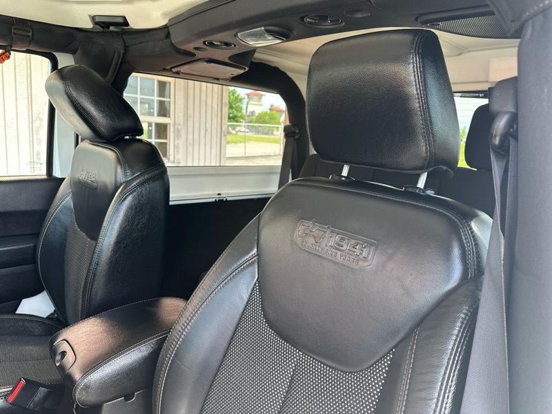 Jeep Wrangler Sahara 4WD 2017