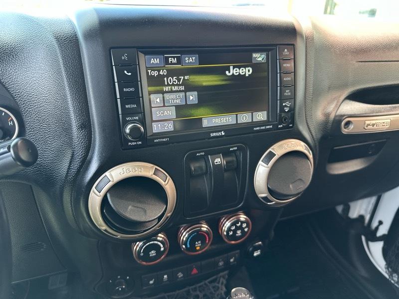 Jeep Wrangler Sahara 4WD 2017